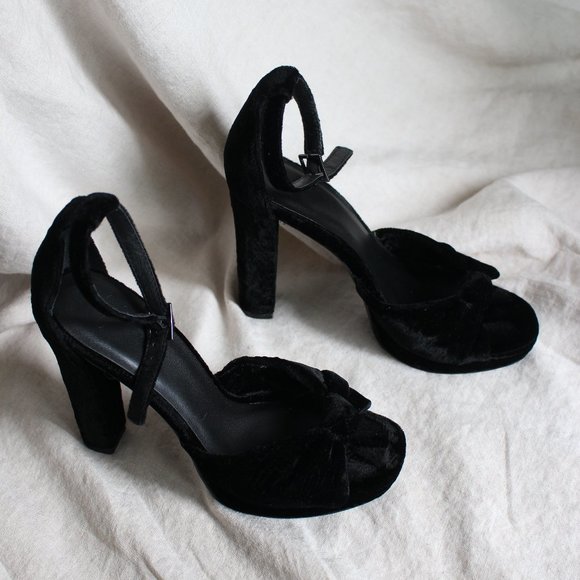 Joie Shoes - Joie Black Velvet Open-toe Buckle Closure Heels Sandals 6.5